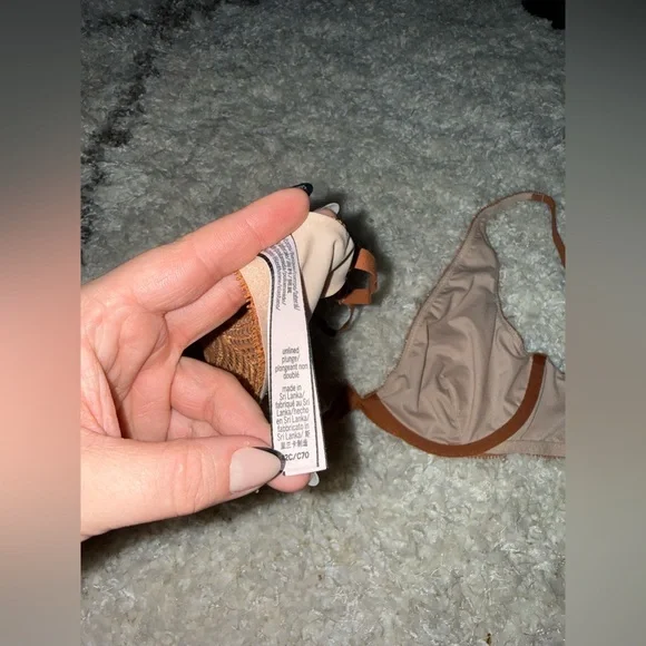 Victoria’s Secret Unlined Sexy Plunge Bra Ginger Luxe Zebra Pattern Sz 32C - Picture 11 of 11